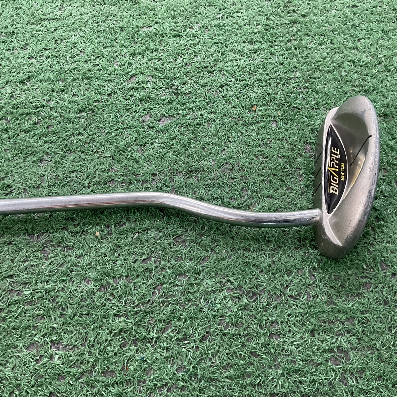 PUTTER BIG APPLE : NEW YORK 705 ก้านเหล็ก