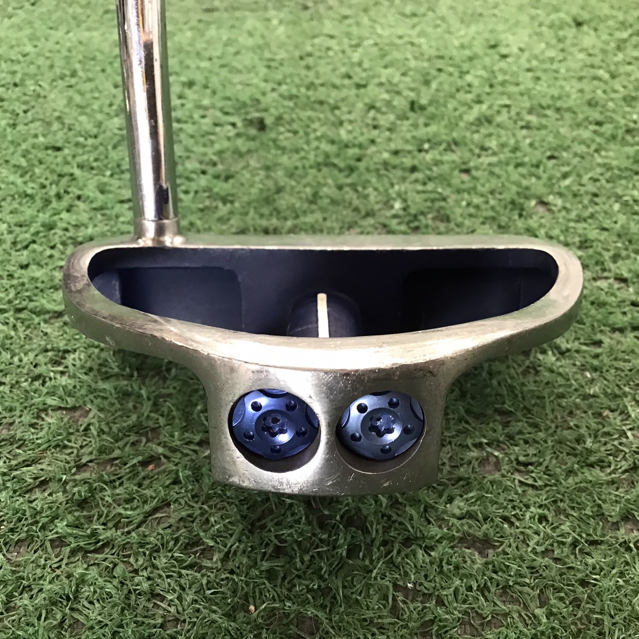 PUTTER c.m.c : P-91V ก้านเหล็ก