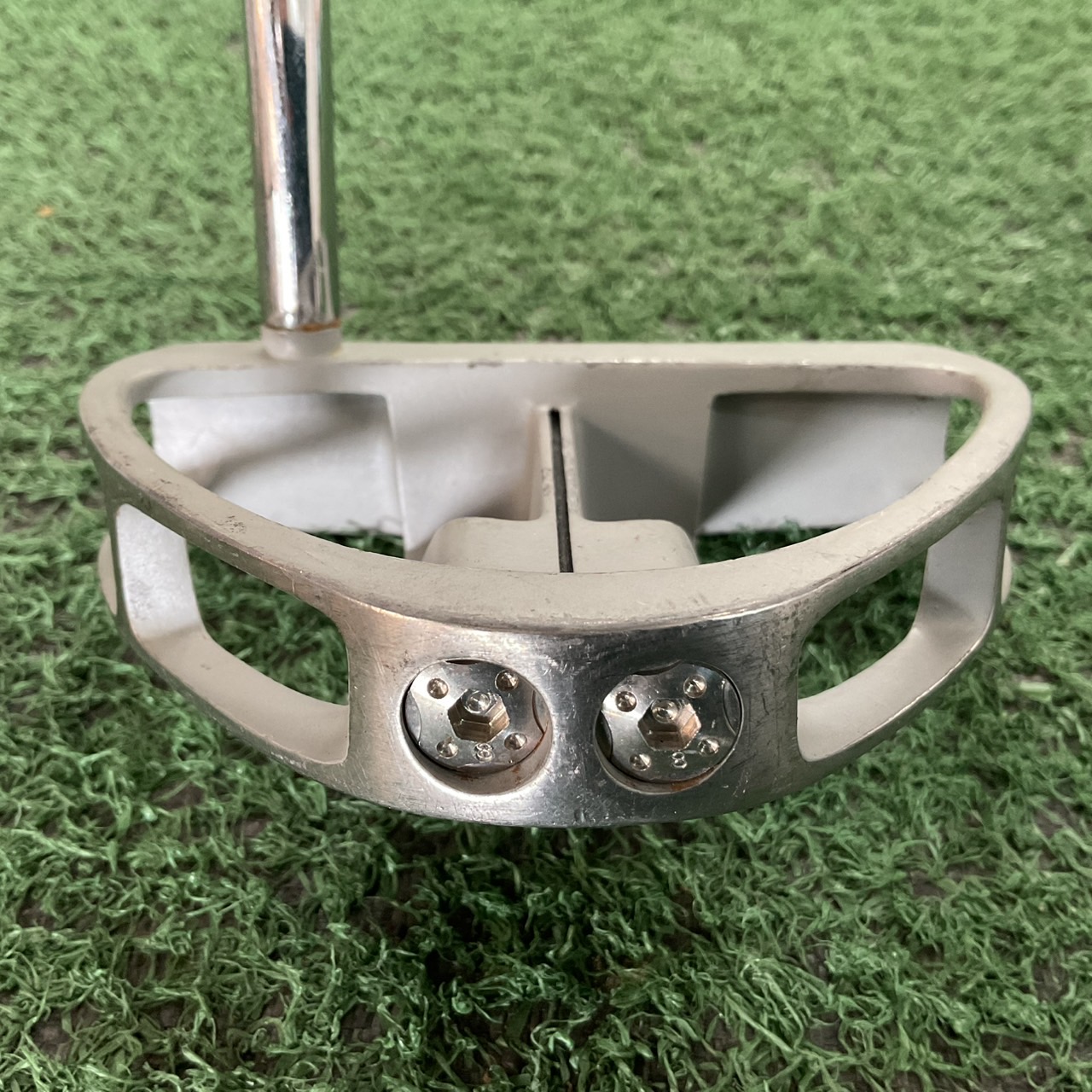 PUTTER OLN : E-TOUR ก้านเหล็ก