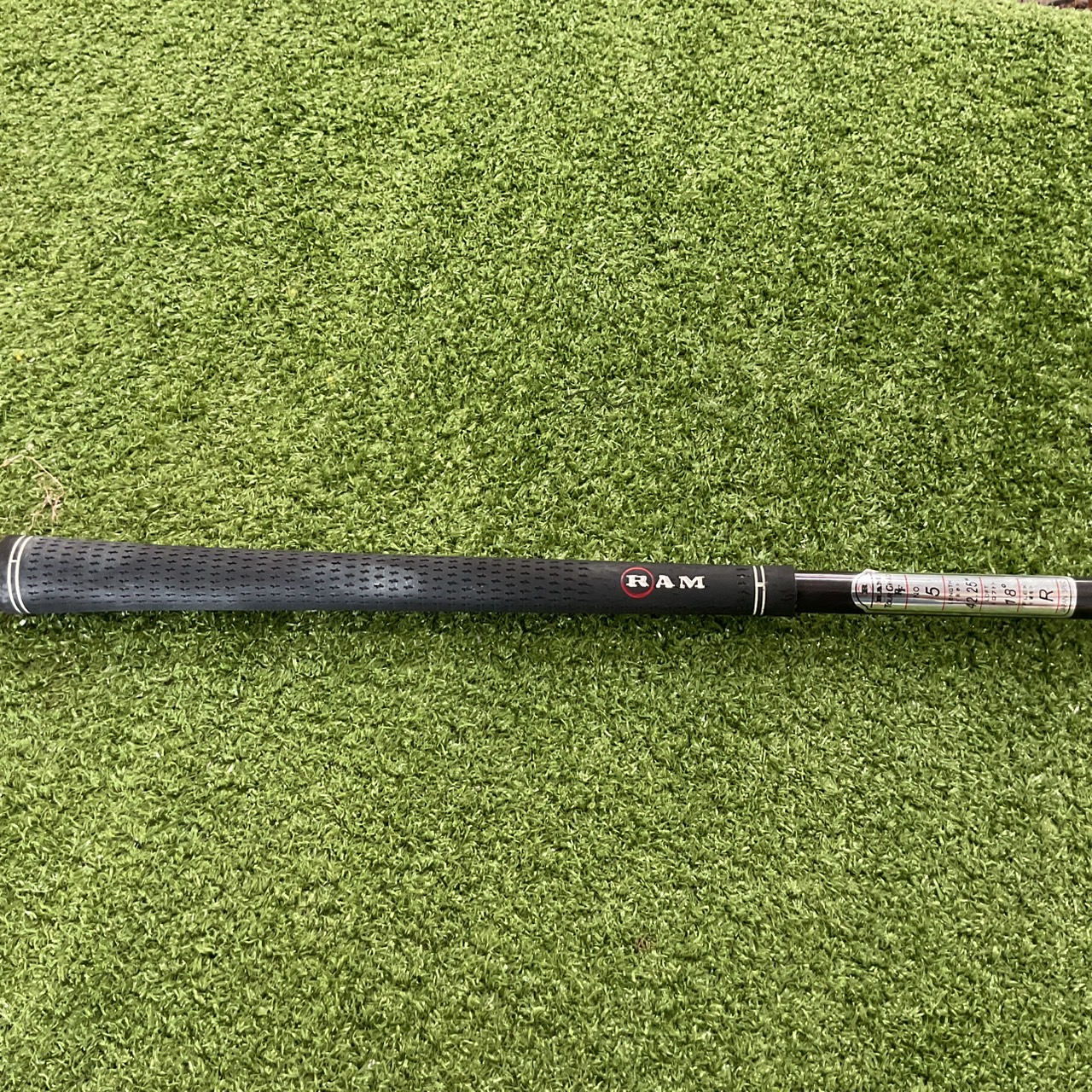 UTILITY 18° RAM : RF TOUR GRIND #5/ TG-6250 Flex-R ก้านกราไฟร์