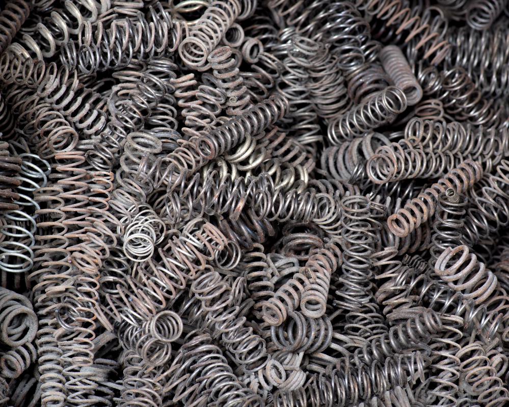 สปริง COIL SPRING และ น็อต สกรู Nut Bolt