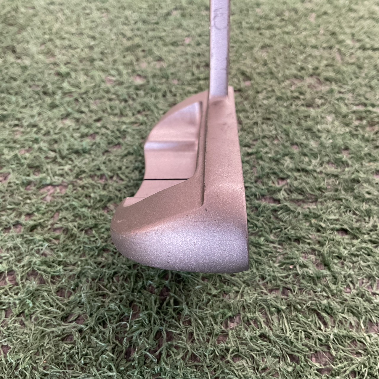 PUTTER ARROWTUBE : W4 ก้านเหล็ก