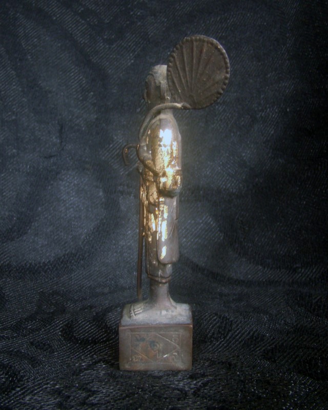 พระบูชาสิวลี หลวงพ่อแฉ่ง วัดบางพัง จ.นนทบุรี เนื้อทองเหลือง พิมพ์ฐานเหลี่ยม ก้นอุดผง หายากครับ