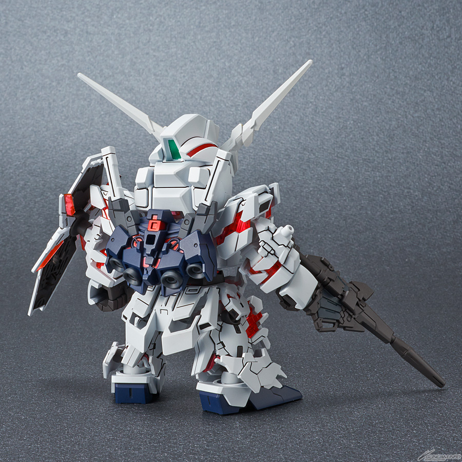 SD GUNDAM CROSS SILHOUETTE UNICORN GUNDAM (DESTROY MODE)
