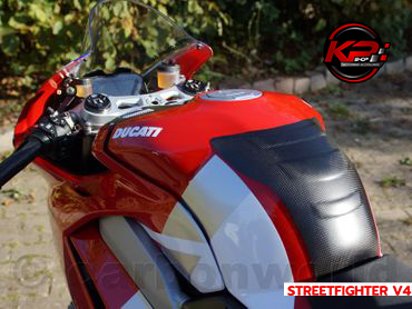 กันรอยถัง CARBONWORLD FOR DUCATI STREET FIGHTER V4