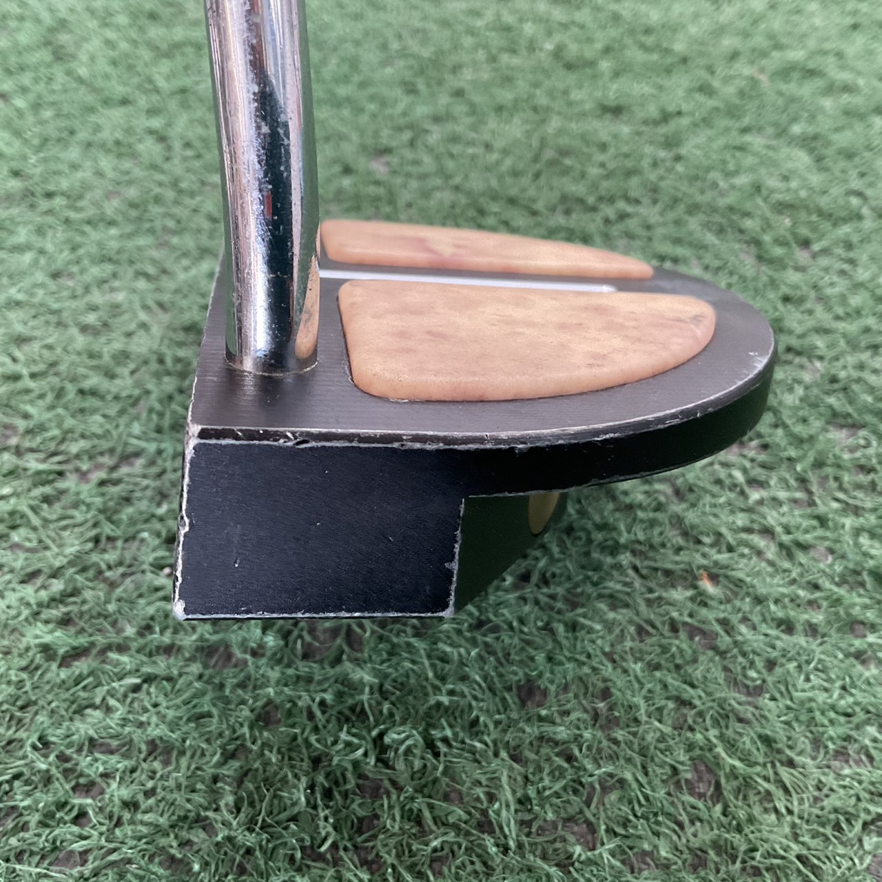 PUTTER Q'est : Hyle Hybrid Length mid ก้านเหล็ก