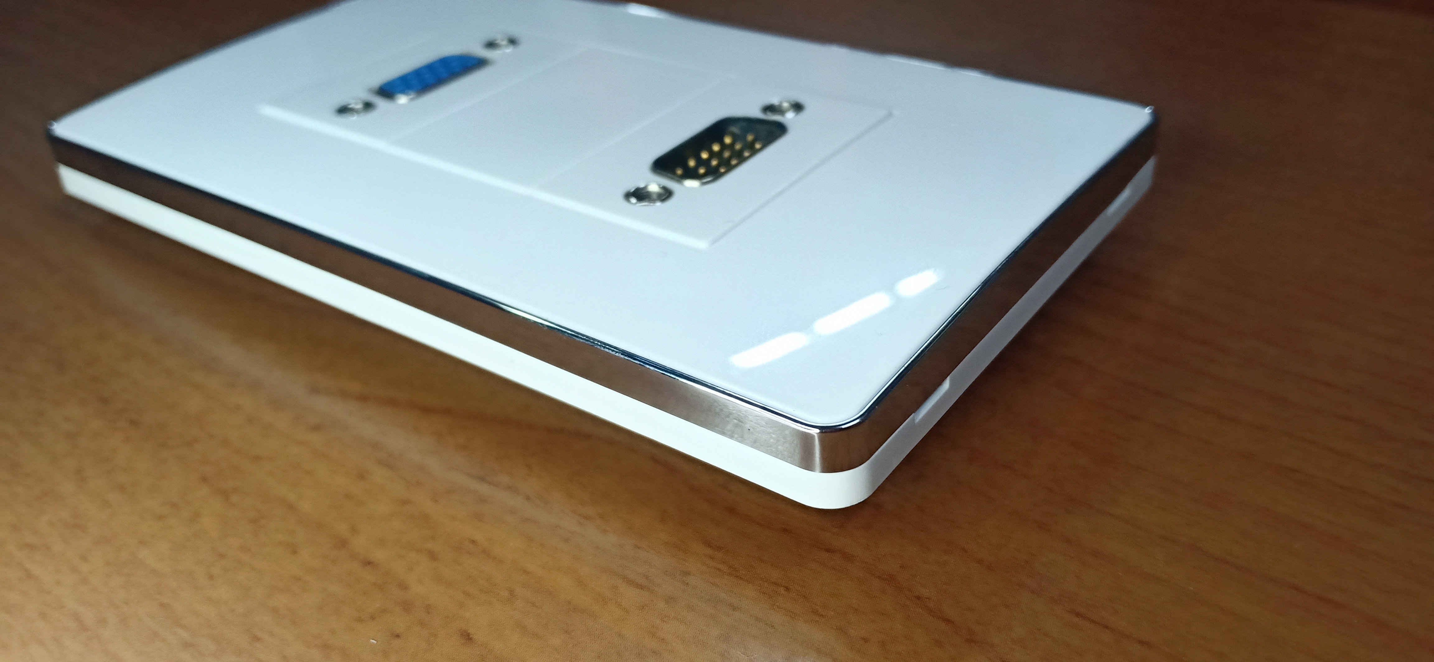 หน้ากาก wall plate เต้ารับ VGA ผู้-เมีย (แบบเชื่อม)