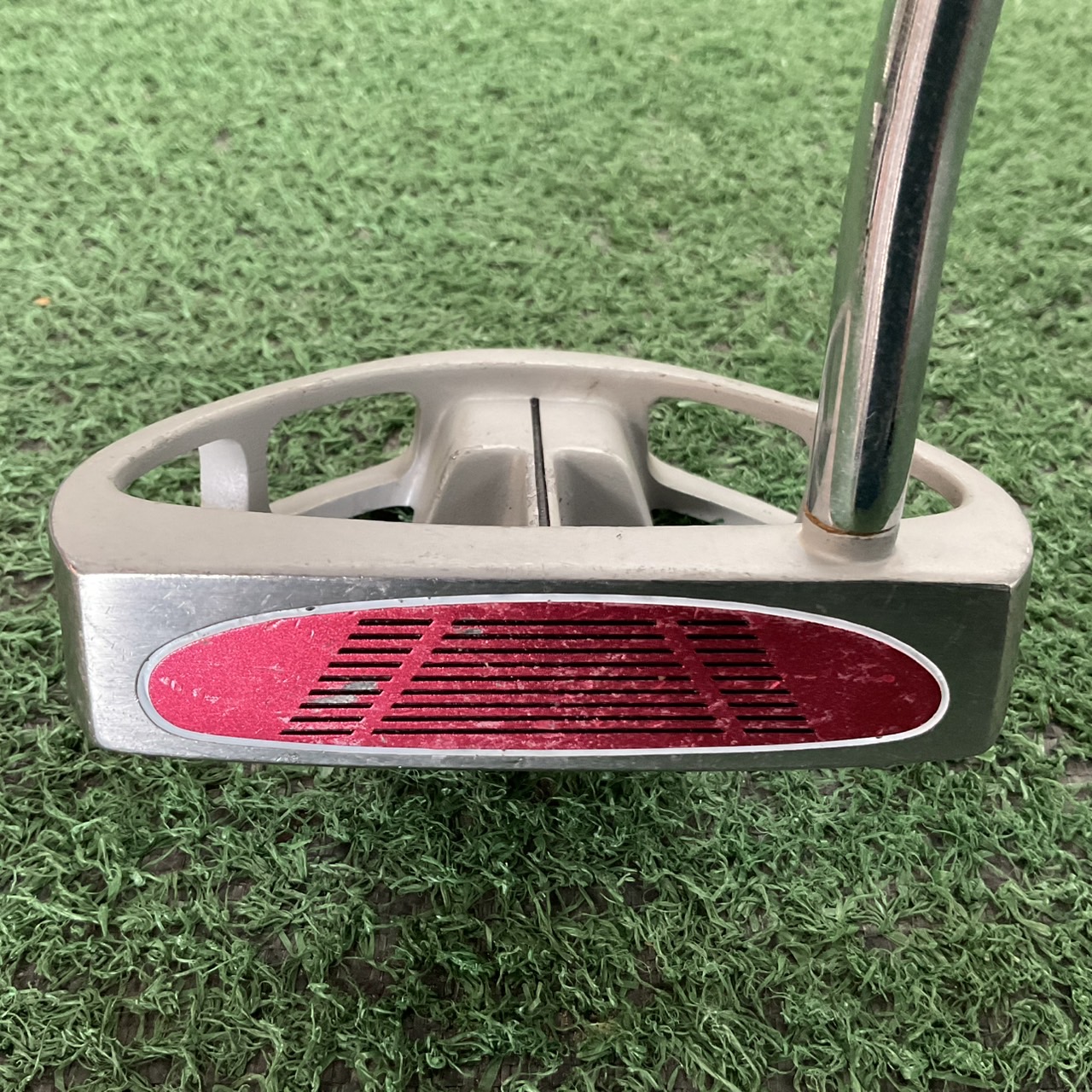 PUTTER OLN : E-TOUR ก้านเหล็ก