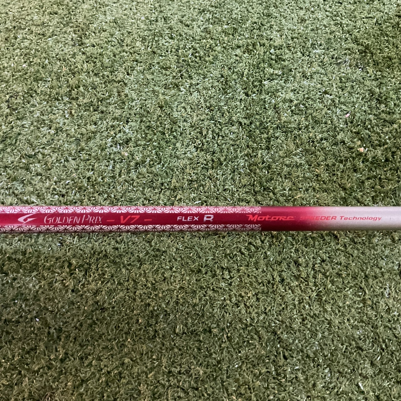 WEDGE GOLDEN PRIX : -V7- 50° A ก้านกราไฟร์