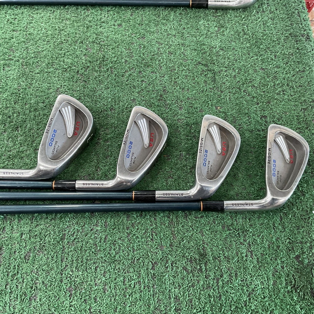 ไม้กอล์ฟ MacGregor : USA 2000 MIDSIZE / CARBON ก้านกราไฟร์