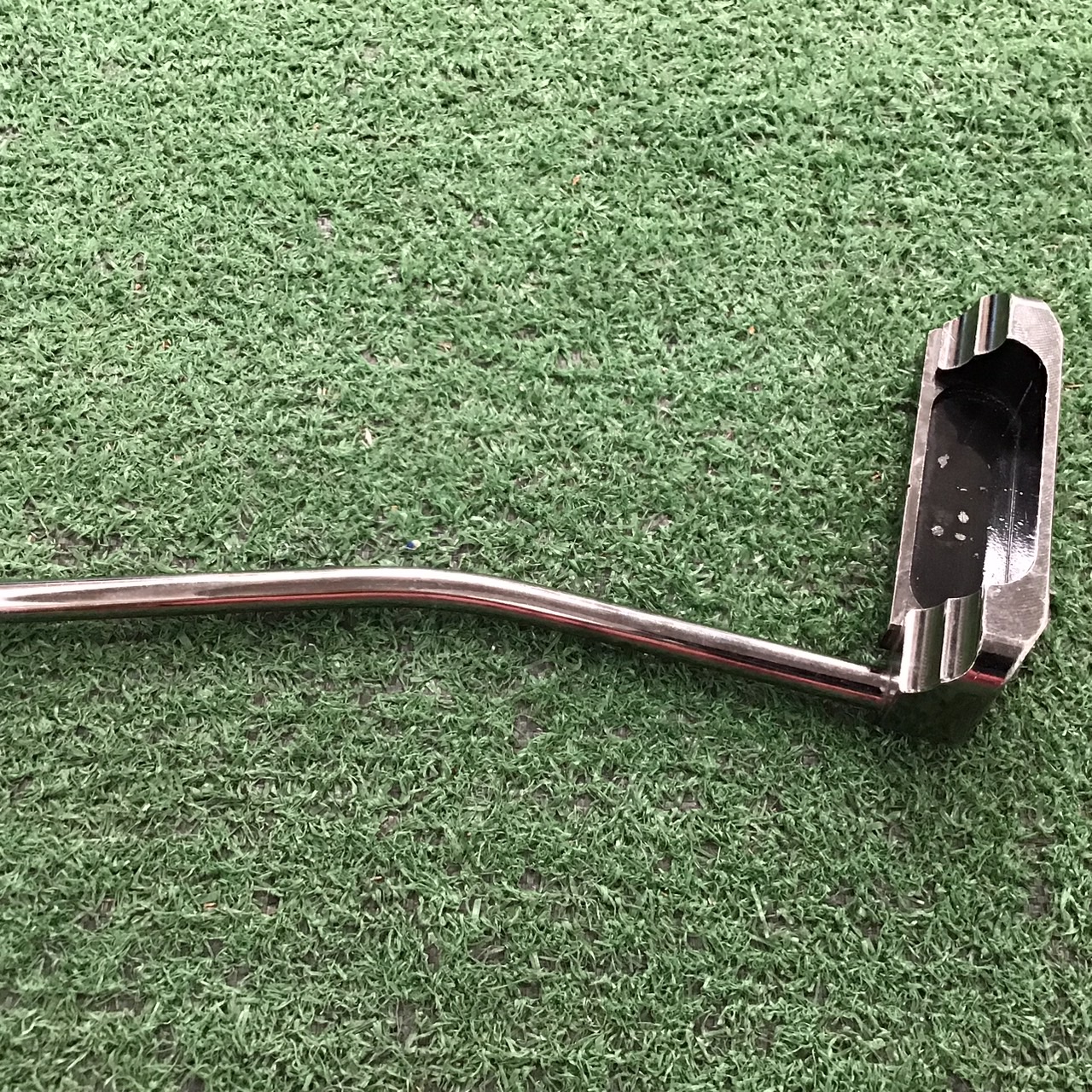 PUTTER REGNANT ก้านเหล็ก