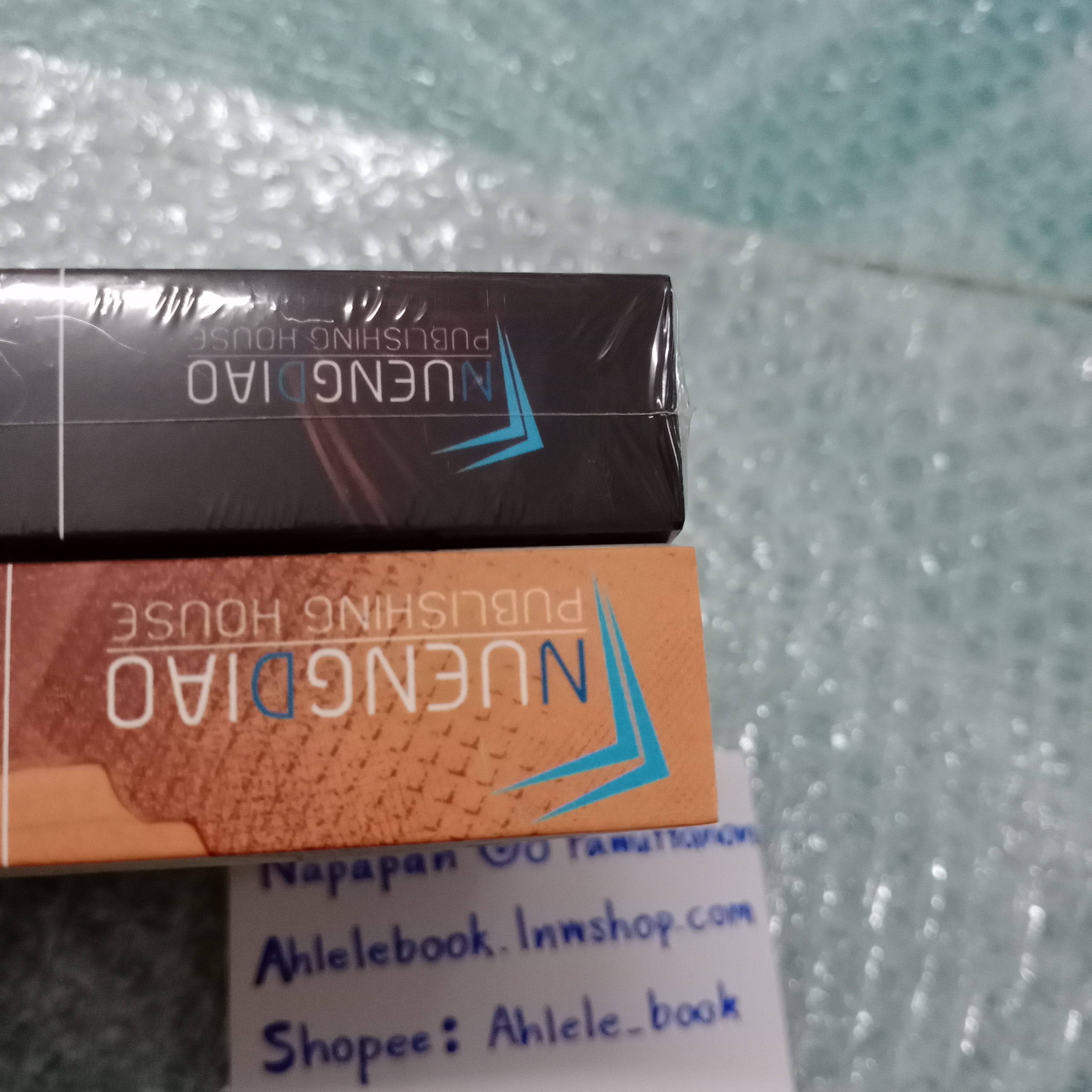 [นิยายวาย] Boxset จ้าวธารา หนังสือ 2 เล่มจบ + โดจิน seven days + สแตนดี้ 3 ลาย + ที่คั่นไดคัท