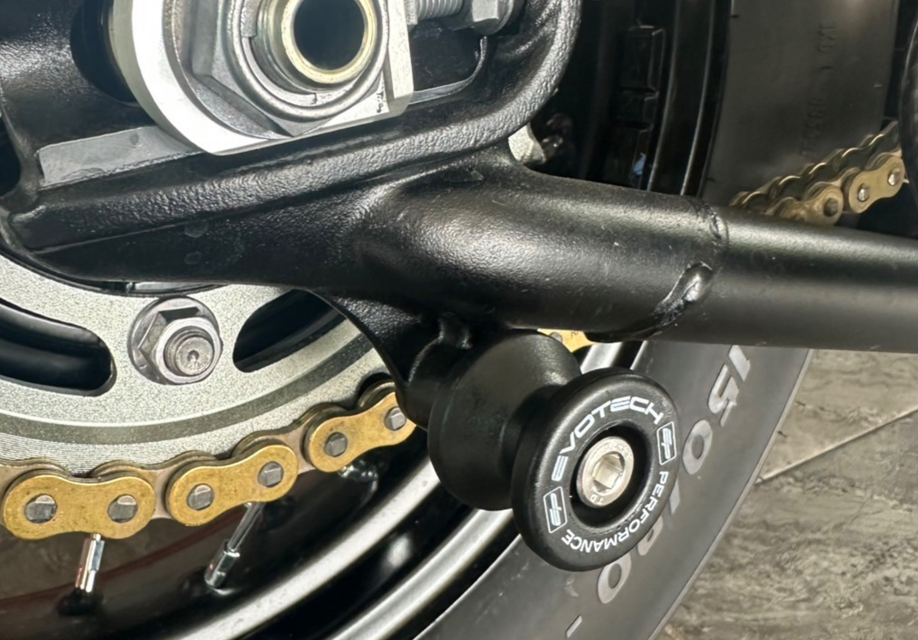 สปูน Evotech Paddock Stand Bobbins - Triumph Bobber (2017+)