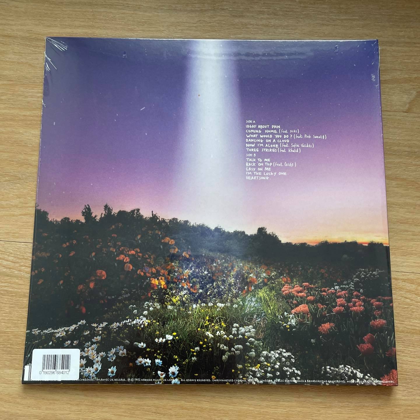 แผ่นเสียง Honne – LET'S JUST SAY THE WORLD ENDED A WEEK FROM NOW, WHAT WOULD YOU DO? Vinyl, LP, Album, Clear "Crystal"