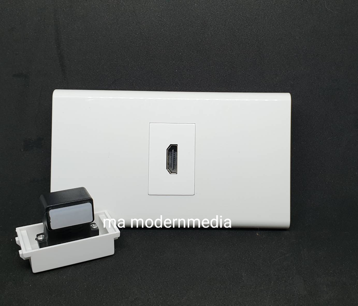 Wall plate HDMI 90°