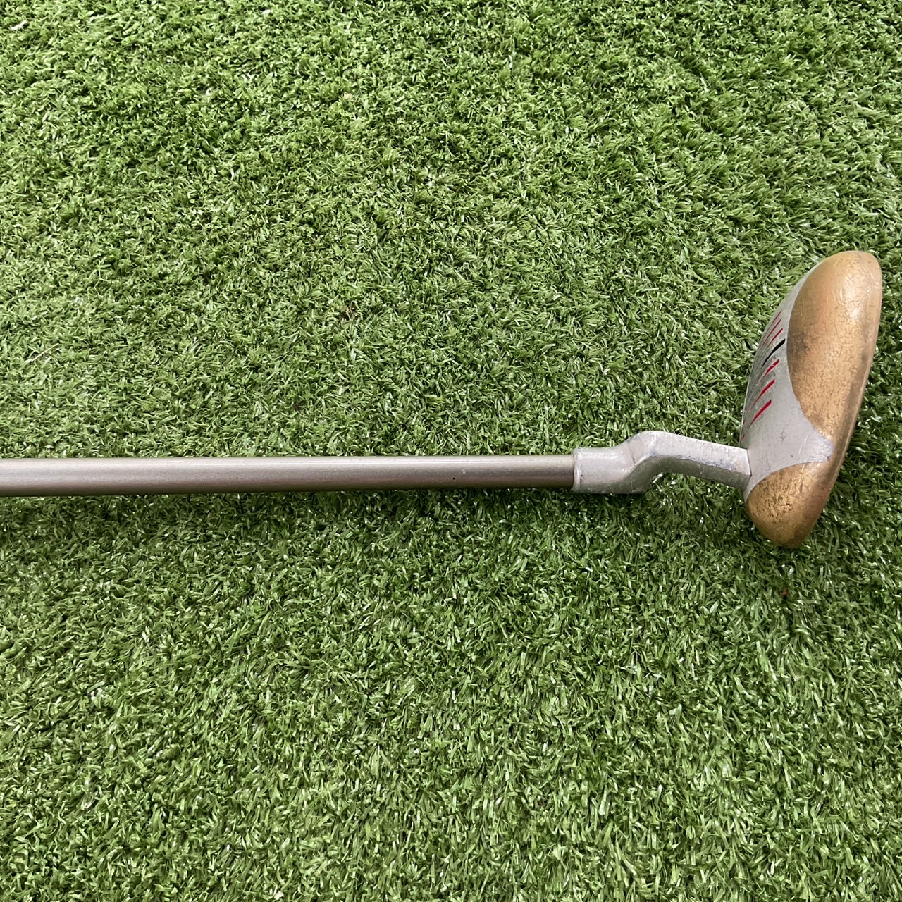 PUTTER SQUARE TWO : XGR S2 M-16 ก้านกราไฟร์
