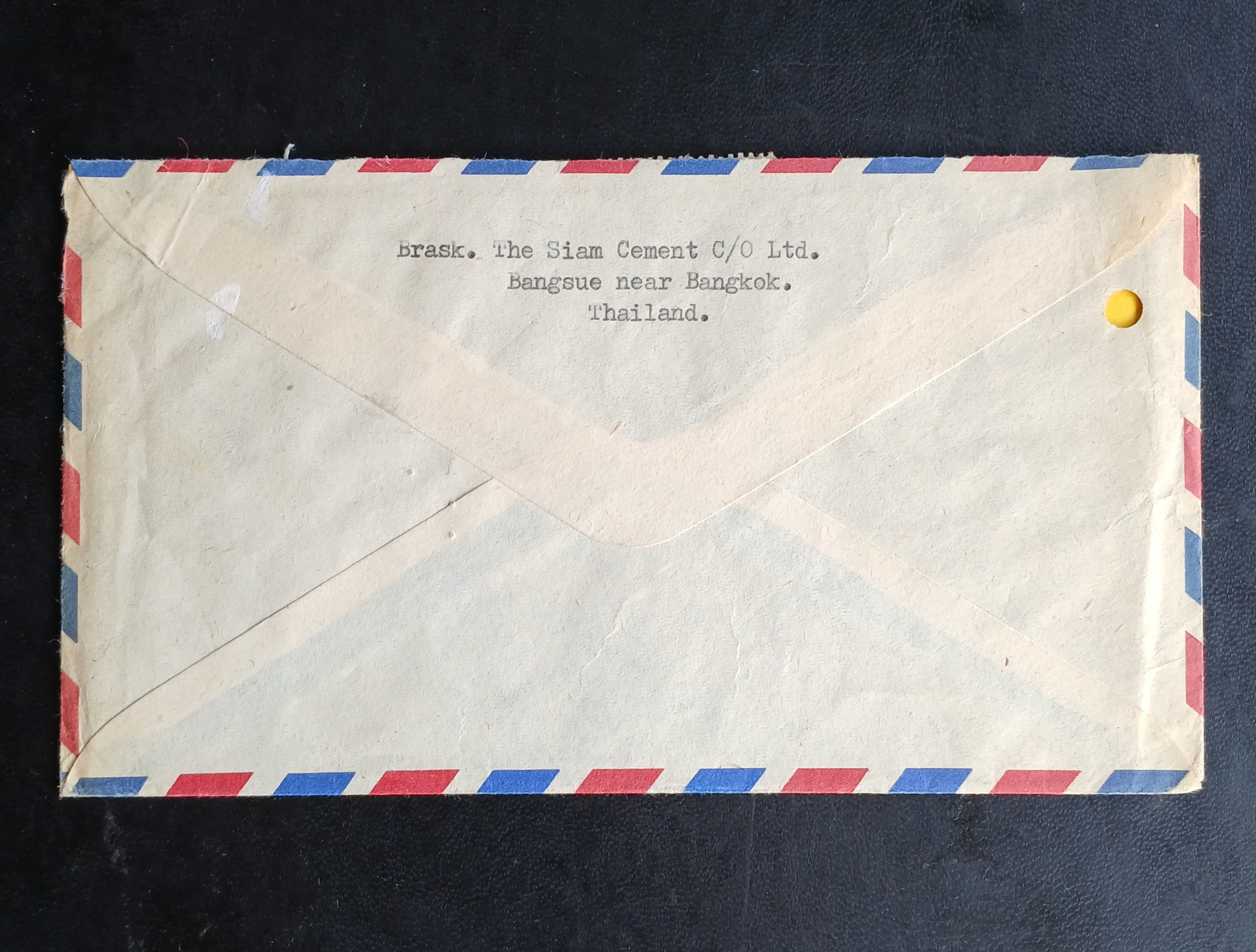 s3471-ซองจดหมายเก่า BANGKOK-Copenhagen DENMARK ติดแสตมป์พระรูป ร.9 THAILAND ปี 2494, พระนเรศวร 2498 (ราคาหน้าดวง รวม 3 บาท 90 สตางค์) มีตราประทับ ไปรษณีย์กลาง 1957 พ.ศ.2500 มีกระดาษไส้ในสีเหลือง