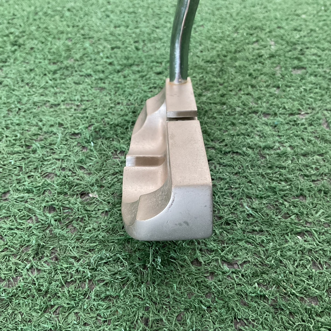 PUTTER Cores : TYPE 001 ก้านเหล็ก