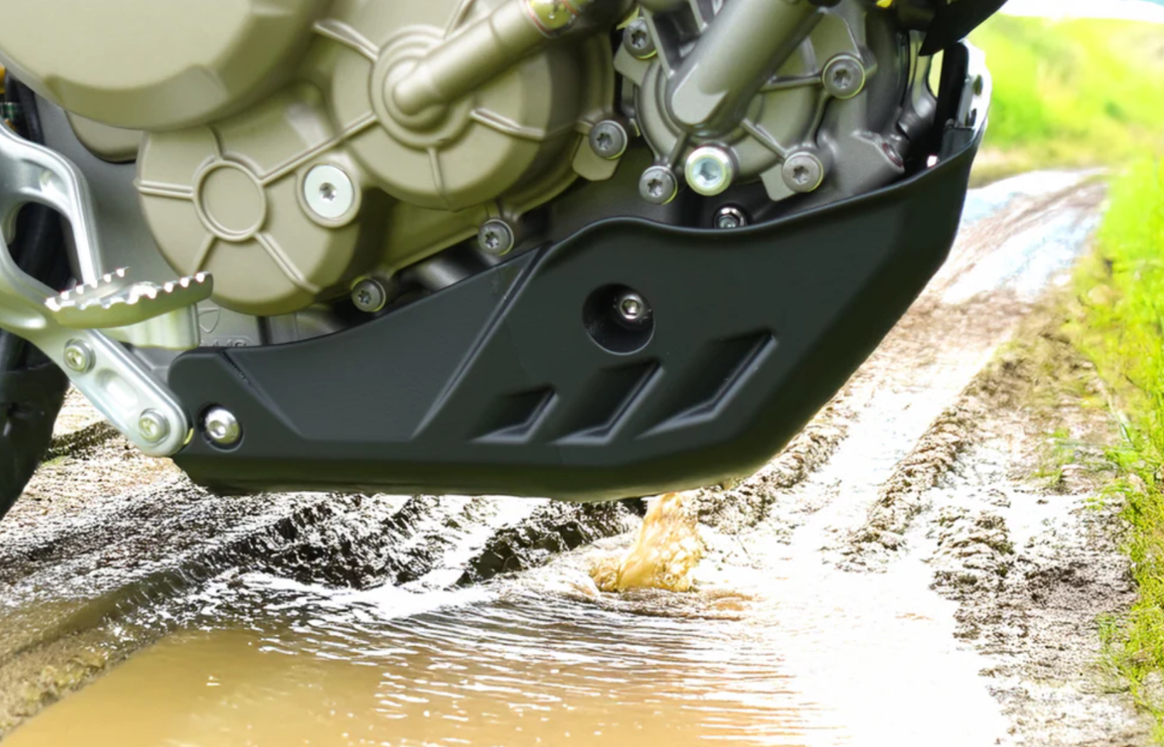 การ์ดป้องกันถังพักน้ำมัน Evotech Sump Guard - Evotech Ducati Hypermotard 698 Mono (2024+)