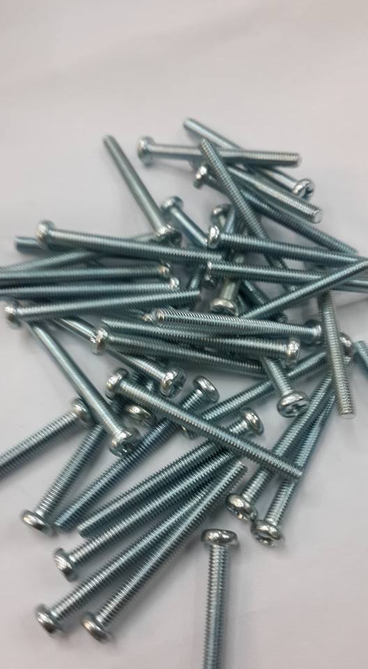 น็อตผู้JP3x30MMเกลียวปล่อย ขนาดเกลียว3mmยาว30mm 1ถุงมี40ตัว