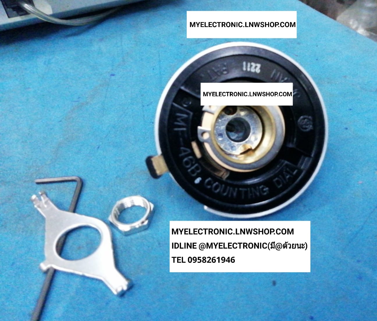 ขาย ลูกบิดโวลุ่ม10รอบ รุ่น MF20-46B6 MF46B6-46 MF46B6 รู6MM. COUNTING DIAL ลูกบิดสิบรอบ ลูกบิด10รอบ ยี่ห้อ SAKAE ลูกบิดโวลุ่มสิบรอบ ยี่ห้อ SAKAE ราคา ตัวละ . . . . หน่วย บาท