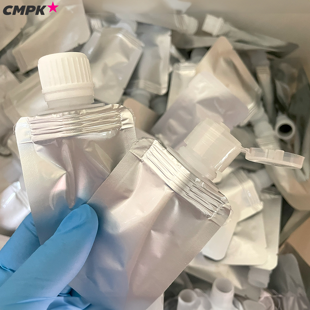 ถุงแบ่งครีม ทึบแสง แบบพกพา ฝาเกลียว ขนาด 20 mL (50 ใบ)