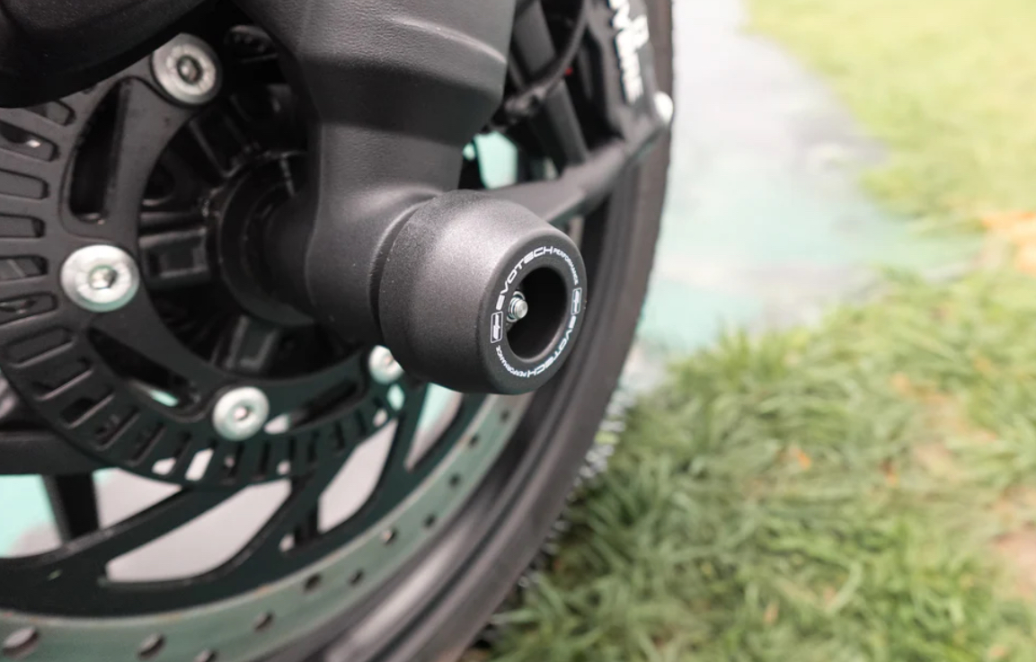 กันล้มหน้า Evotech Front Spindle Bobbins - Triumph Speed 400 (2024+)