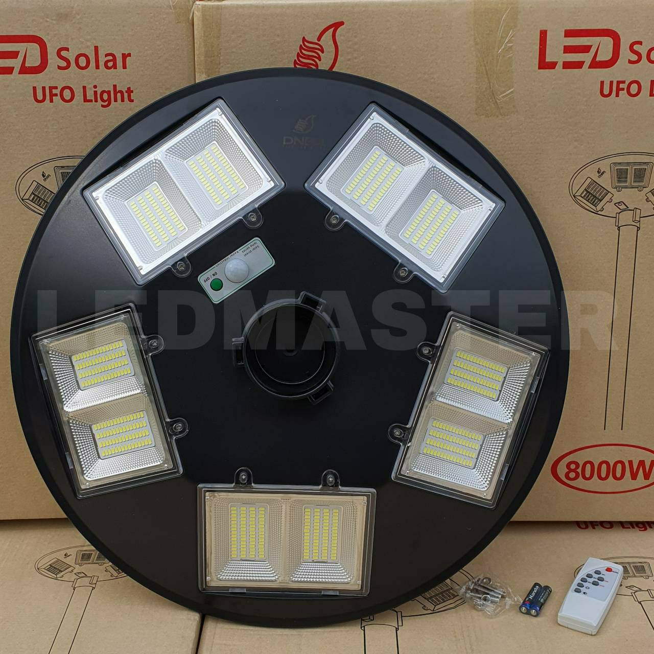 🔥รุ่นอัพเกรด2021🔥8000W โคมไฟถนนโซล่าเซลล์ UFO Solar Light