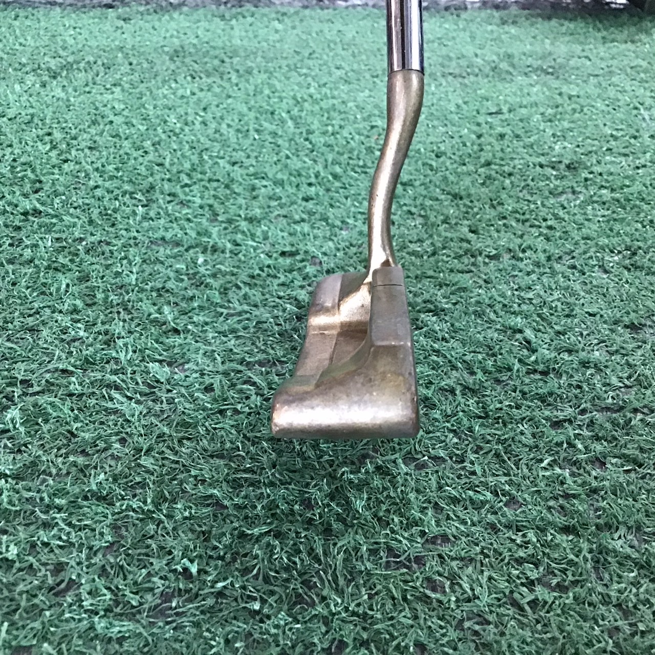 PUTTER CARTISS : C.P.M 4 ก้านเหล็ก