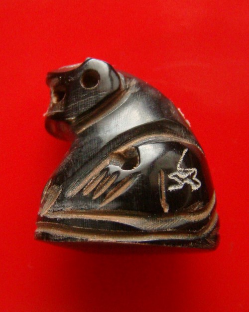 เสือดำมหาอำนาจ แกะจากเขาควาย มีจารอักขระ อุดกริ่ง วัดบางพระ ปี 2544 #P2