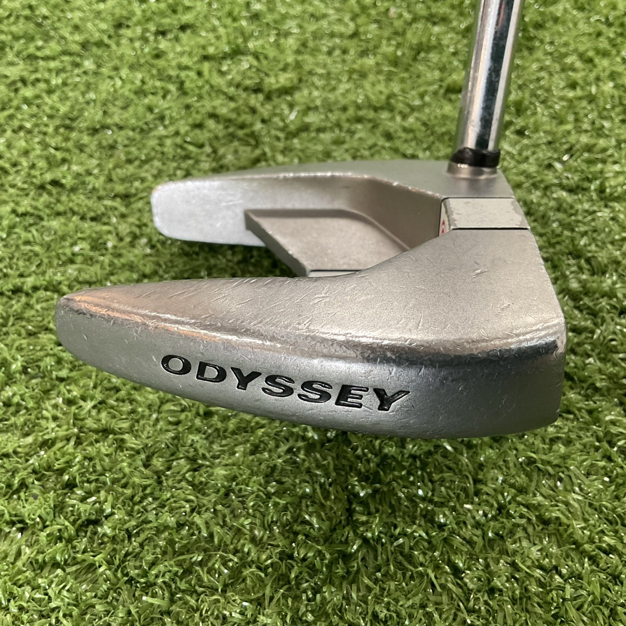 PUTTER ODYSSEY : WHITE HOT XG HAWK ก้านเหล็ก