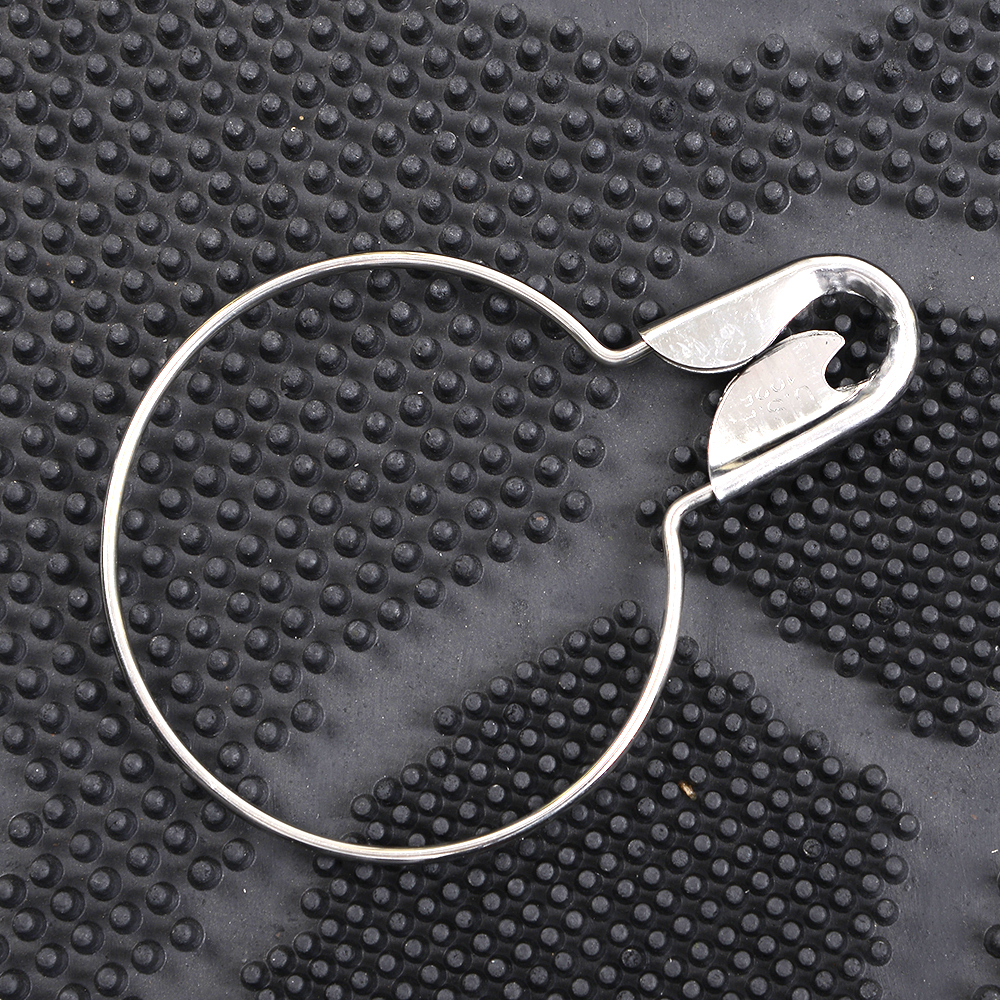 KC-06-07 Key Ring Key Chain พวงกุญแจ พวงกุญแจรถยนต์ กุญแจบ้าน ทำจากสแตนเลสอย่างดีรูปตัวโอ-เข็มกลัด จำนวน 1 อัน 2 110 กรัม Silver ดูจากรูป