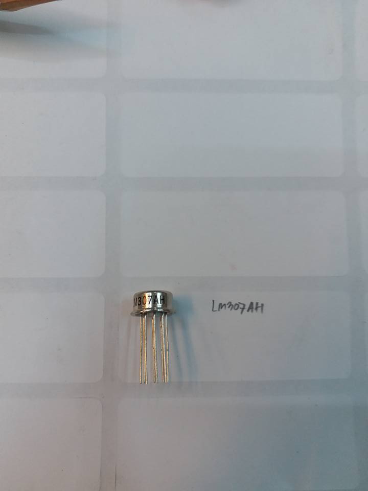 LM307AHไอซีตัวถังเหล็ก8ขายี่ห้อNATIONALราคาตัวล่ะ