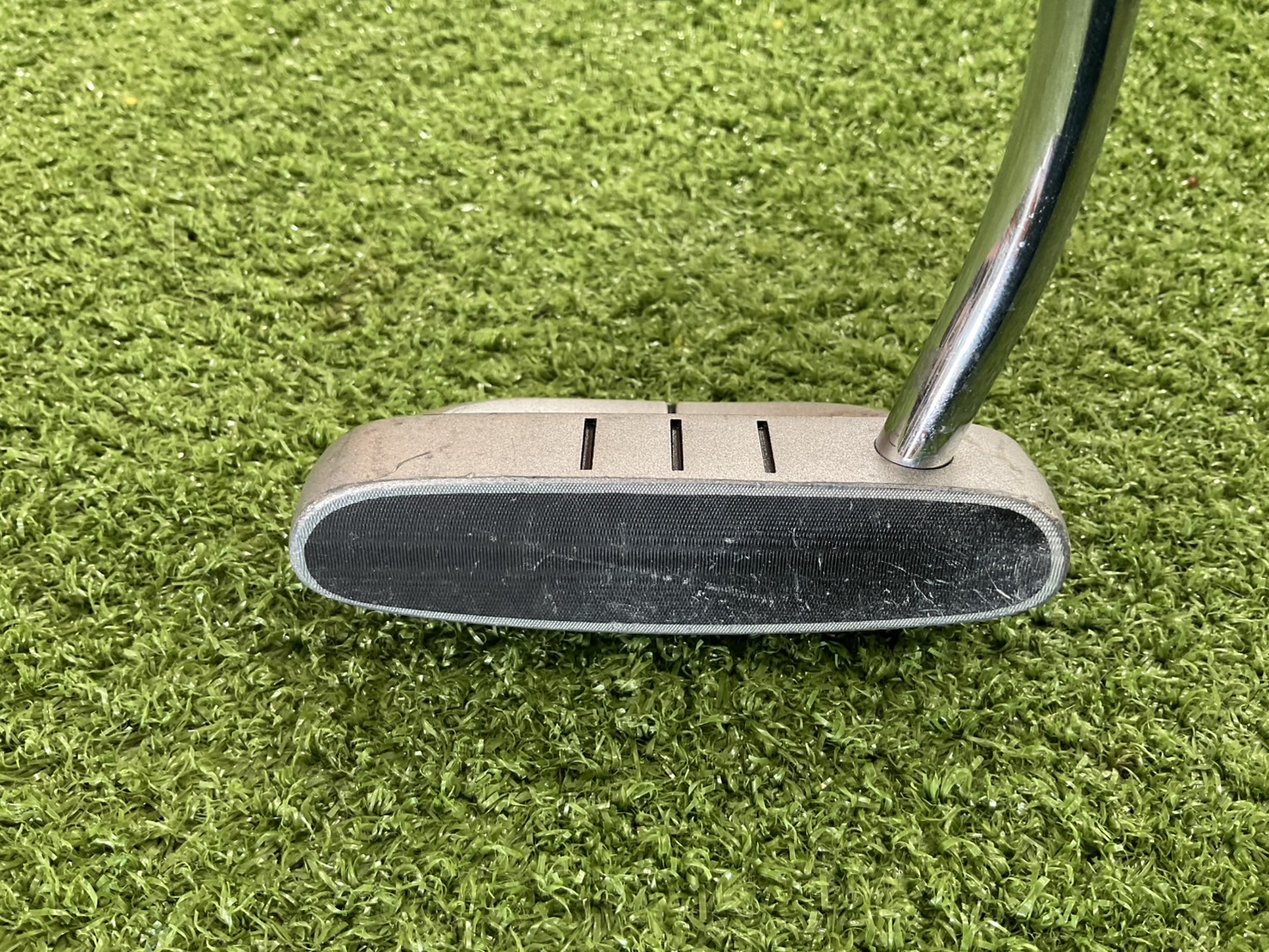 PUTTER BIG APPLE : NEW YORK 705 ก้านเหล็ก