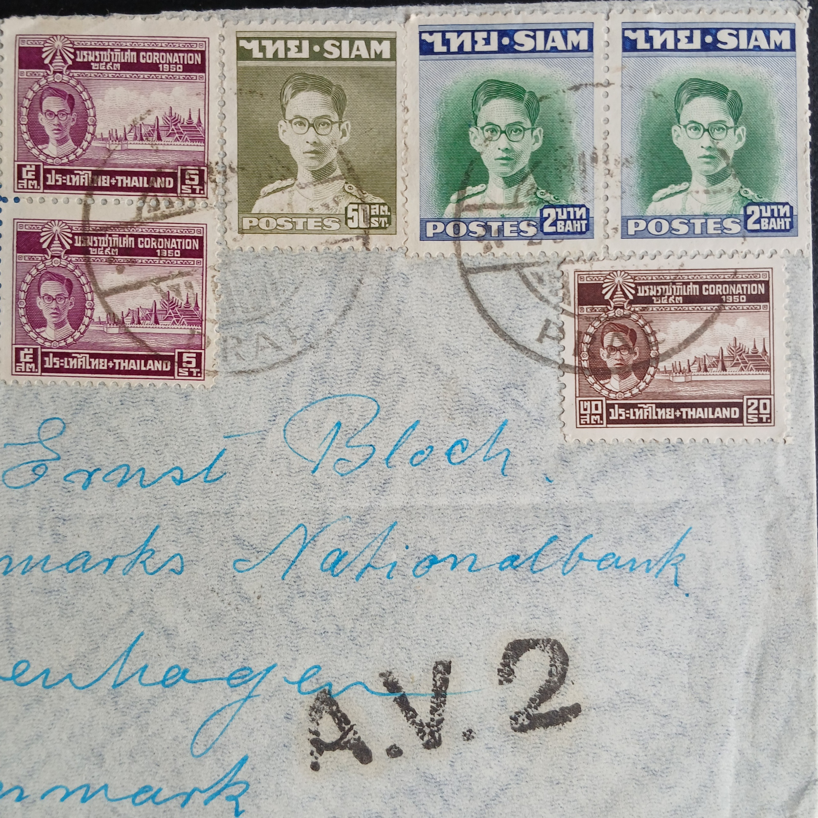 s3475-ซองจดหมายเก่า PRAE- BANGKOK-Copenhagen DENMARK A.V.2 airmail cover ติดแสตมป์พระรูป ร.9 SIAM ปี 2491-92, บรมราชาภิเษก 2493 (ราคาหน้าดวง รวม 4 บาท 80 สตางค์) มีตราประทับ แพร่ PRAE, ไปรษณีย์กลาง 1950 พ.ศ.2493