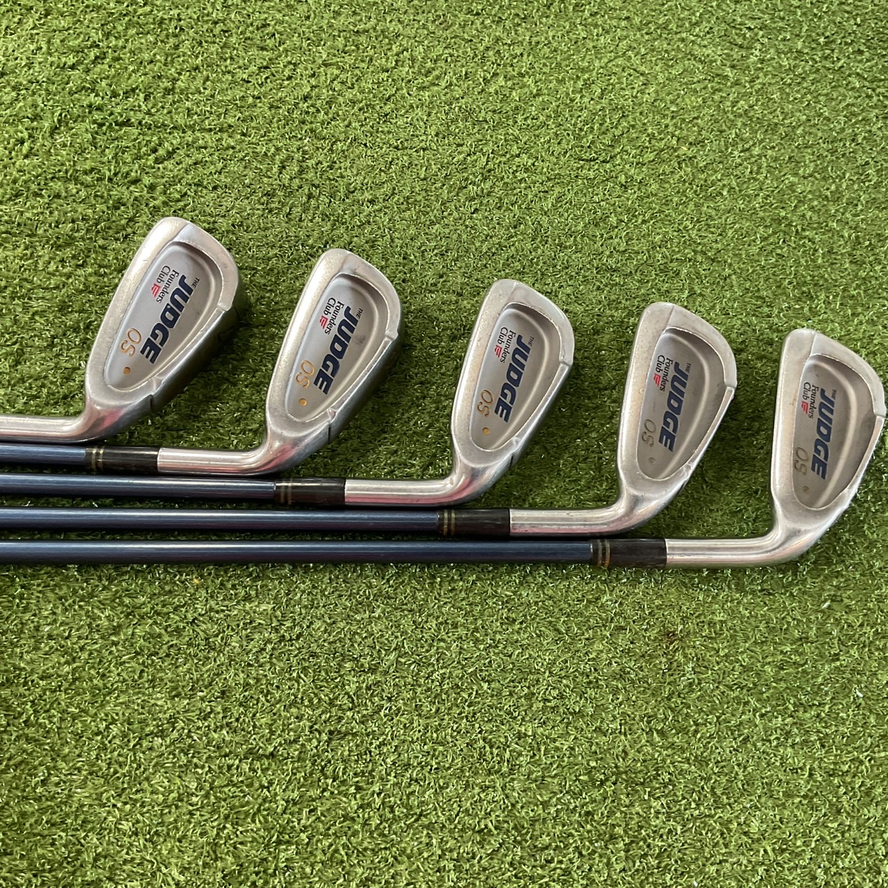 ไม้กอล์ฟ Founders Forula : THE JUDGE OS / 240R ก้านกราไฟร์