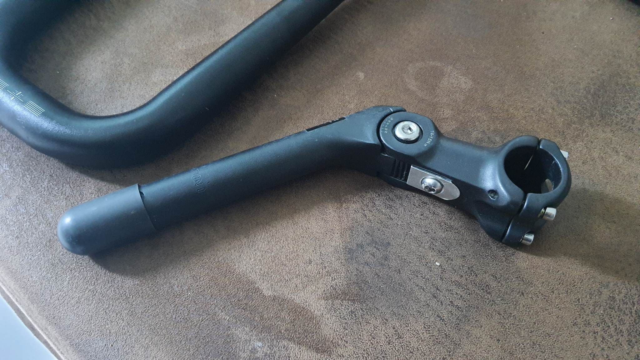 แฮนด์โหนทรงสูง จักรยาน 31.8 mm