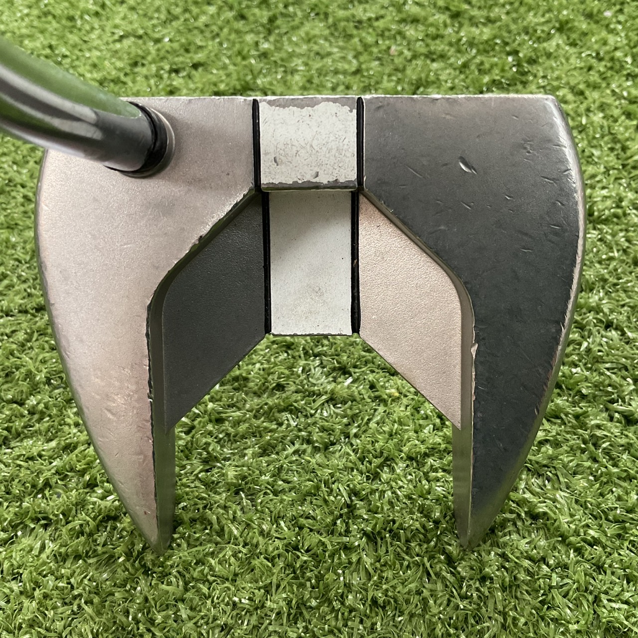PUTTER ODYSSEY : WHITE HOT XG HAWK ก้านเหล็ก