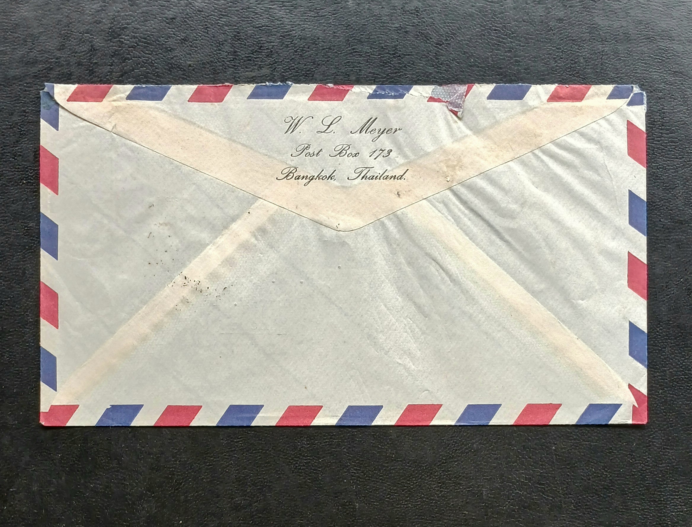 ซองจดหมายเก่า ปี 2498 (1955) BANGKOK-WESTERN GERMANY ติดแสตมป์พระรูป ร.9 SIAM ปี 2492, พระเจ้าตากสิน ปี 2498, พระนเรศวร ปี 2498 (ราคาหน้าดวง รวม 3 บาท 55 สตางค์) มีตราประทับ ไปรษณีย์กลาง 1955