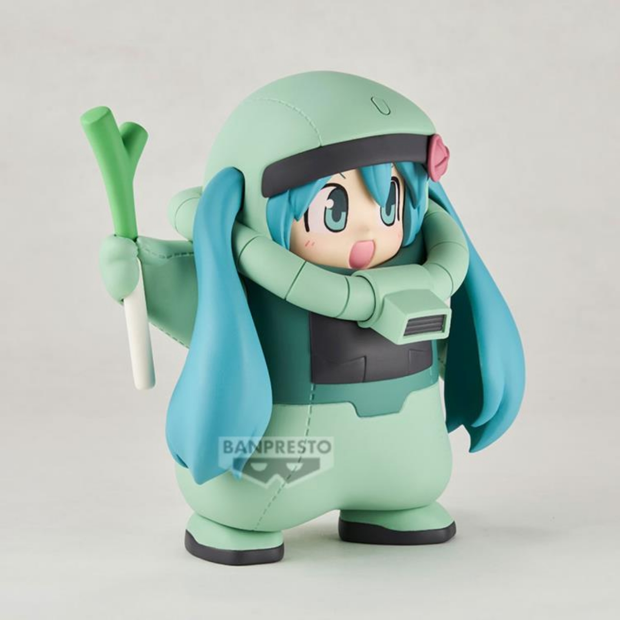 4983164296051 BANPRESTO GUNDAM 45TH X HATSUNE MIKU FIGURE ZAKU COSTUME HATSUNE MIKU VER.