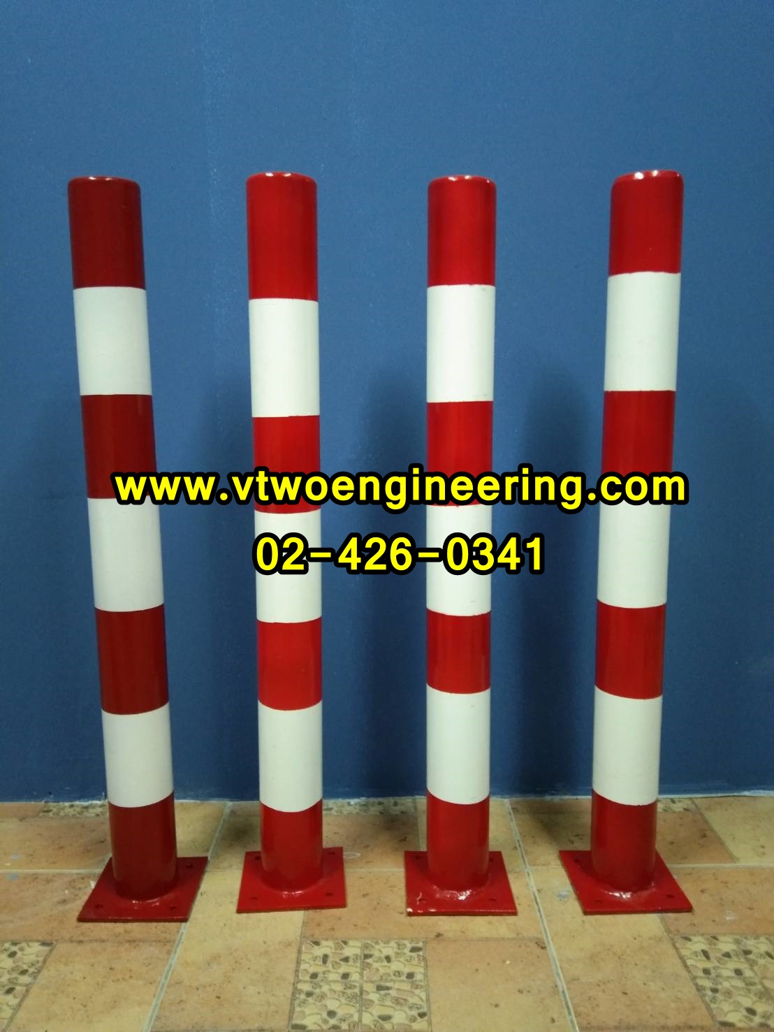 เสาเหล็กกันชน สีแดง-ขาว สูง 80 ซม. TB009