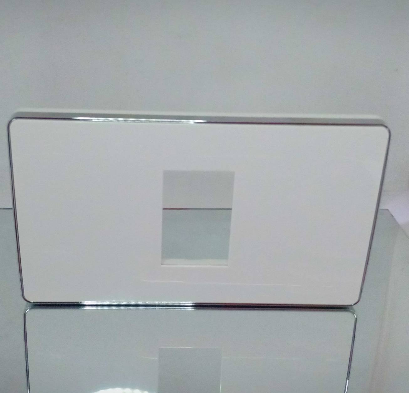 Wall Plate HDMI แบบขันยึด (ขอบเงา)(2ช่อง)