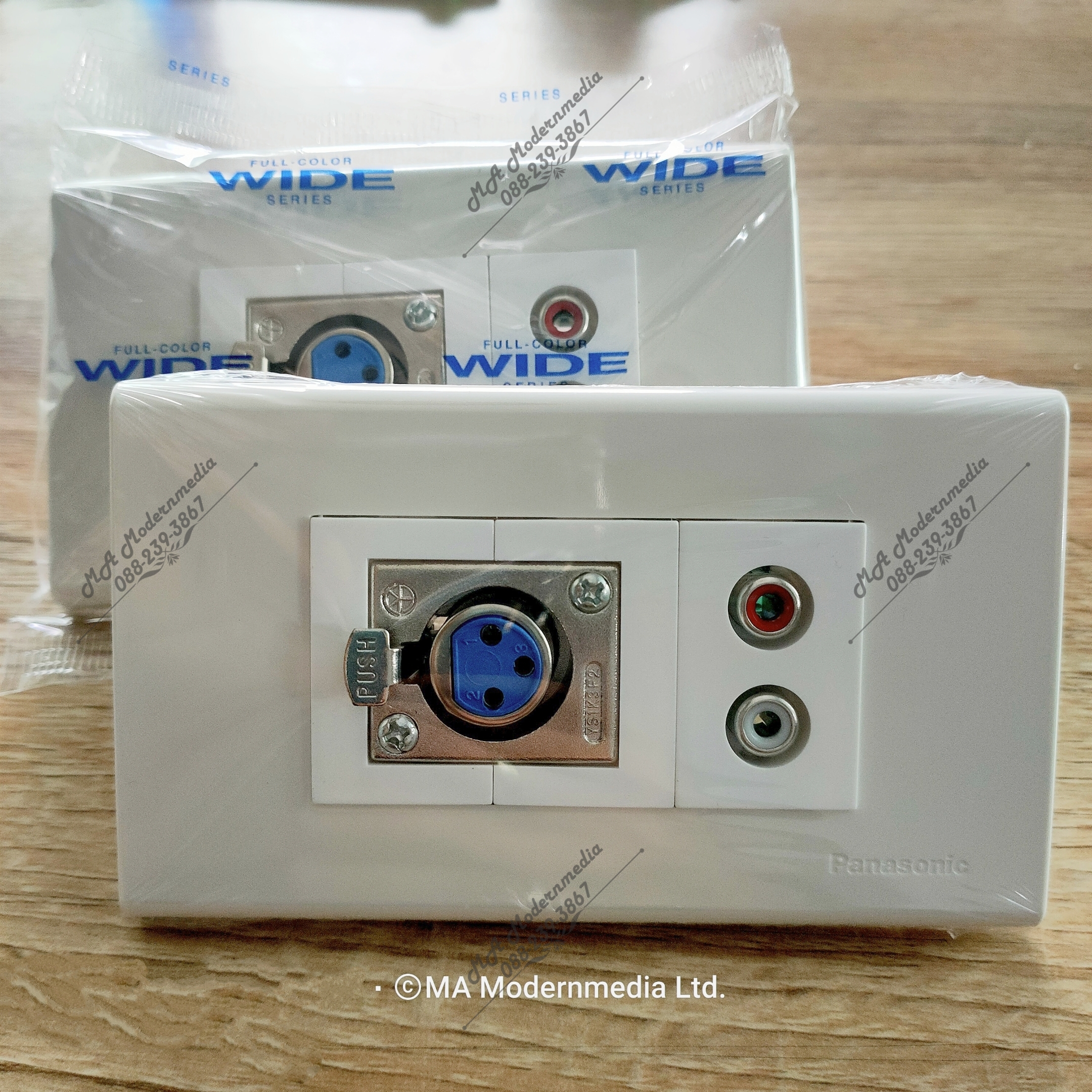 Wall plate XLR / RCA(Panasonic) (ขาว/ดำ)