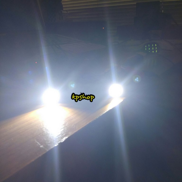 ไฟตาแมว led