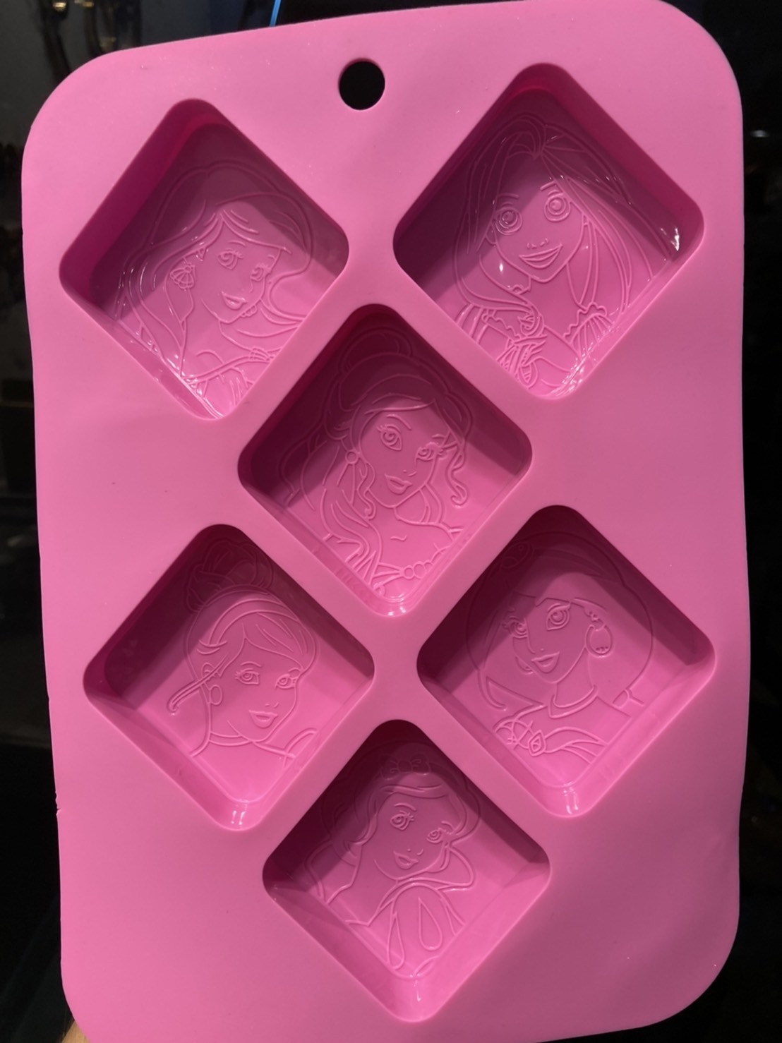 แม่พิมพ์ซิลิโคนเจ้าหญิงดิสนีย์ ขนาด 80 กรัม 6 ช่อง