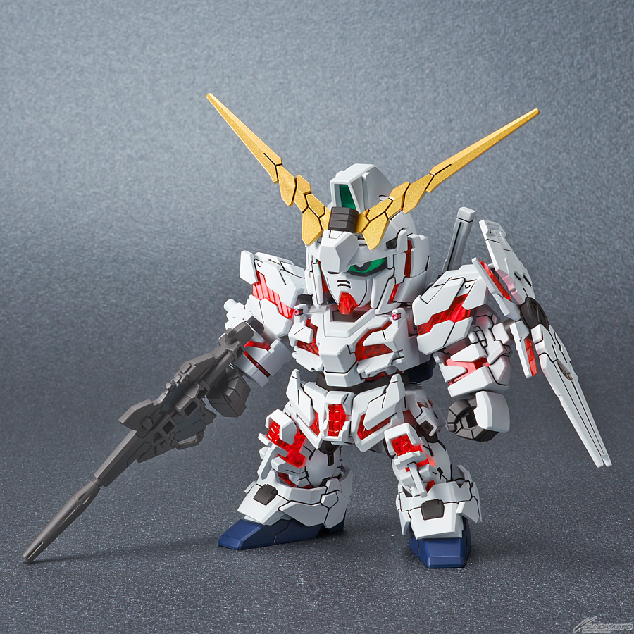 SD GUNDAM CROSS SILHOUETTE UNICORN GUNDAM (DESTROY MODE)