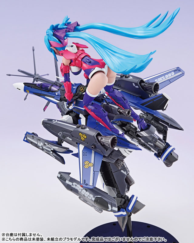 Aoshima ACKS V.F.G. Macross Frontier VF-25G Super Messiah Klan Klang Kuran Kuran