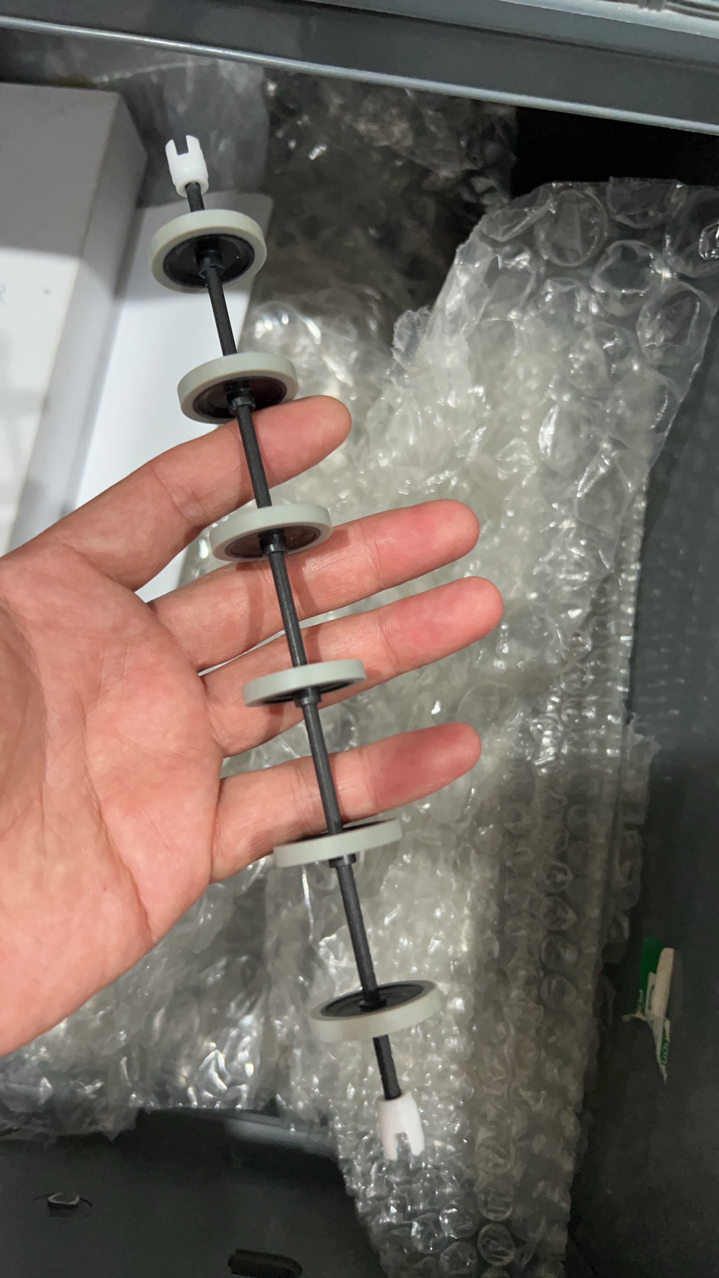 ลูกล้อแท่นดึงกระดาษ PR9