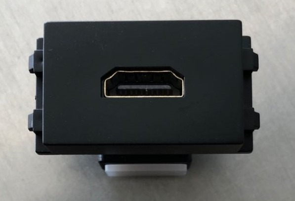 หน้ากาก HDMI 90° (สีดำ)