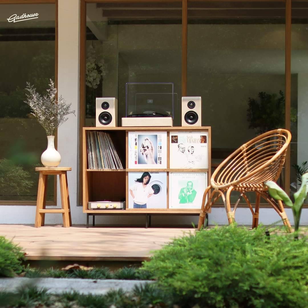 เครื่องเล่นแผ่นเสียง Gadhouse DEAN Turntable Stereo System พร้อมลำโพง1คู่ ประกันศูนย์